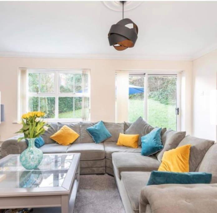 Beautiful Large Property, Sleeps 9 Walking Distance To The Sea , Beaches And Restaurants Fantastic Interior Lyme Regis Extérieur photo